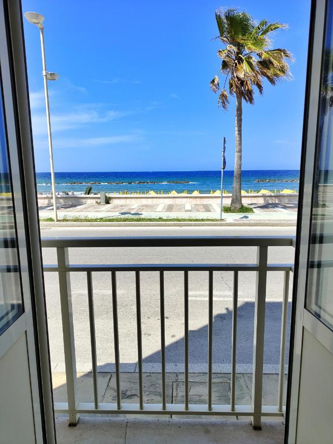 Blue Room Termoli Ngoại thất bức ảnh
